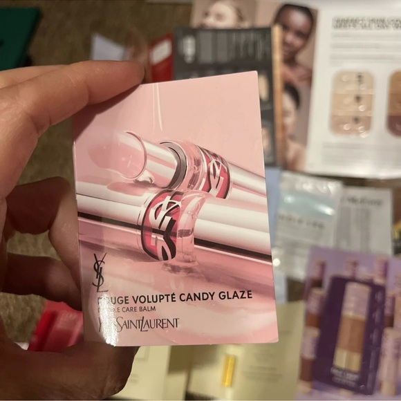 Bundle of samples and more - Picture 7 of 14